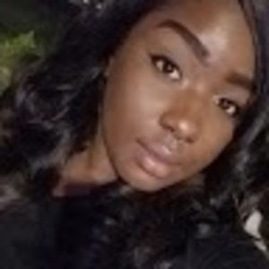 Meet your Posher, Whitney